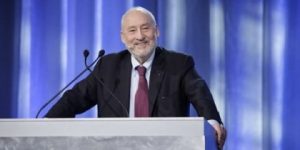 Joseph Stiglitz habla sobre el Modelo Cooperativo